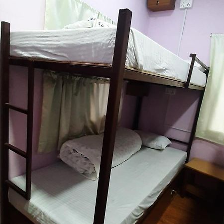 Margik Backpackers Hostel Pokhara Exterior photo