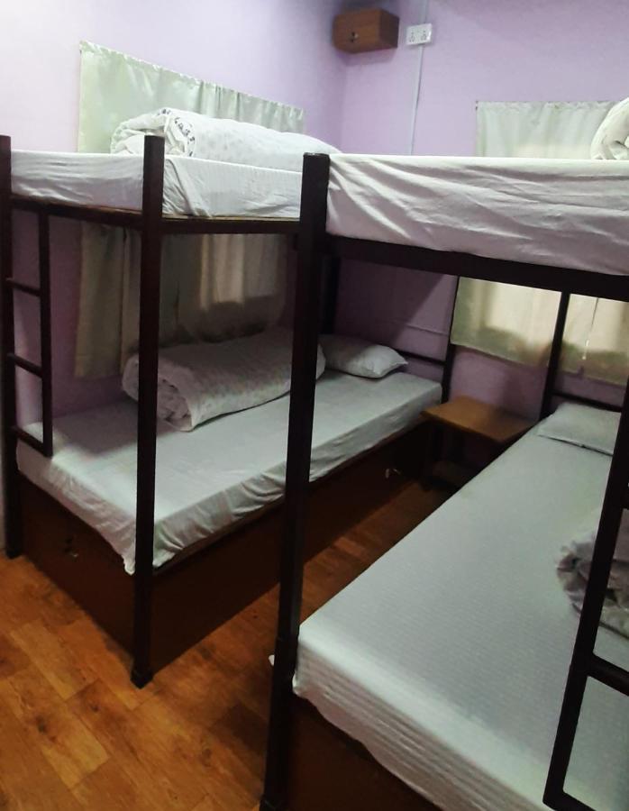 Margik Backpackers Hostel Pokhara Exterior photo