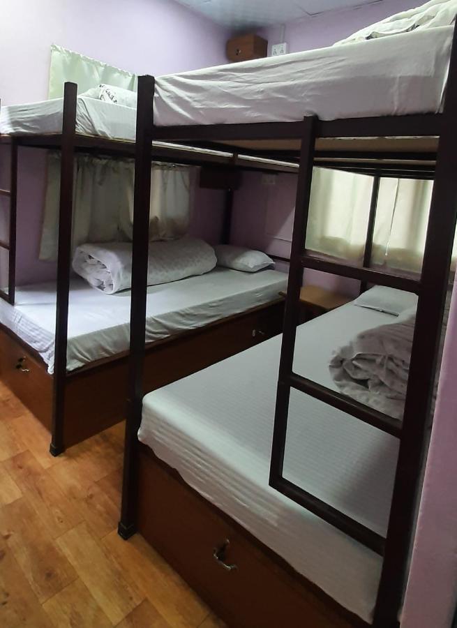 Margik Backpackers Hostel Pokhara Exterior photo